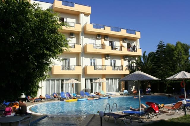 🇬🇷 437 EUR/pers - GRECIA, Insula Creta - Castro ***, Mic dejun inclus