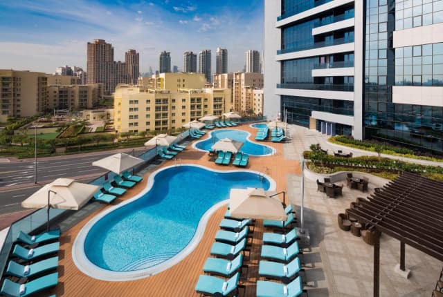 ULTRA LAST MINUTE DUBAI 4**** MILLENIUM PLACE BARSHA ZBOR DIRECT DIN OTOPENI CU TAXE INCLUSE