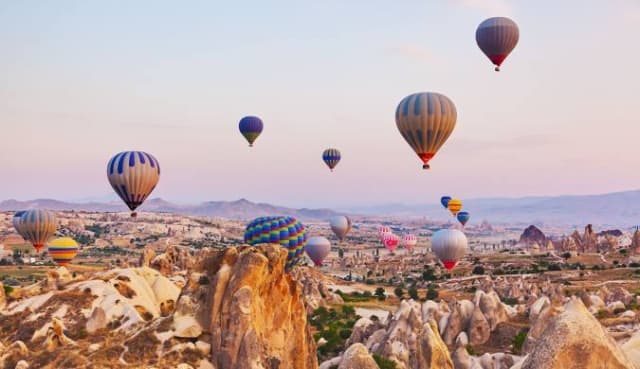 CAPPADOCIA, CELE 40 DE LEGI ALE IUBIRII, AVION DIN BUCURESTI, LA HOTEL DE 4*, LA TARIFUL DE 414 EURO/PERS, MIC DEJUN!