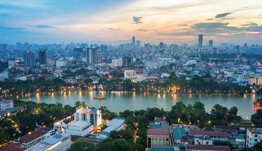 VIETNAM DE LA NORD LA SUD, AVION DIN BUCURESTI, LA HOTEL DE 3*, LA TARIFUL DE 3050 EURO/PERS, MIC DEJUN!
