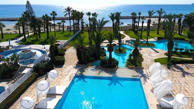 ULTIMELE LOCURI  CIPRU  4**** SENTIDO SANDY BEACH  DEMIPENSIUNE ZBOR DIRECT DIN CLUJ NAPOCA  CA  CU TAXE INCLUSE