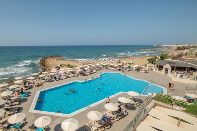 ULTRA LAST MINUTE INSULA CRETA 4**** DEMIPENSIUNE THEMIS BEACH ZBOR CHARTER DIN OTOPENI CU TAXE INCLUSE