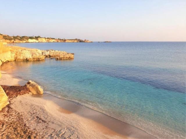 ULTIMELE LOCURI INSULA CRETA 4**** SARADARI BEACH HOTEL ZBOR CHARTER DIN OTOPENI CU TAXE INCLUSE