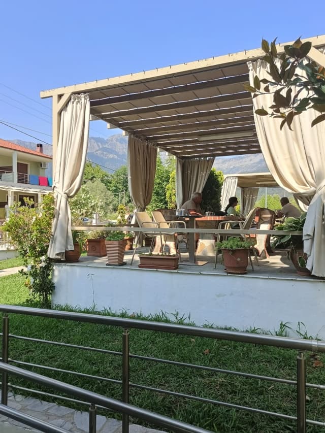 02.09 Autocar din Bucuresti, Grecia, Thassos Golden Beach Georgia Hotel  242 euro/pers/7 nopti cu mic dejun