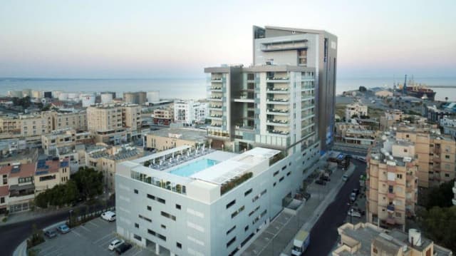 ULTIMELE LOCURI PLAJA CIPRU 5***** RADISSON HOTEL ZBOR DIRECT DIN OTOPENI CU TAXE INCLUSE
