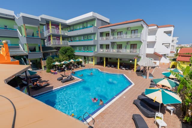 ULTIMELE LOCURI RODOS, AVION DIN BUCURESTI, LA HOTEL GRECIAN FANTASIA 3*, LA TARIFUL DE 499 EURO/PERSOANA, DEMIPENSIUNE!