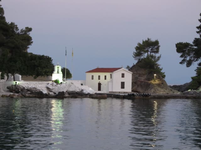 31.08 Autocar din Bucuresti, Grecia, Parga, Elpidas Studio  224 euro/pers/7 nopti fara masa