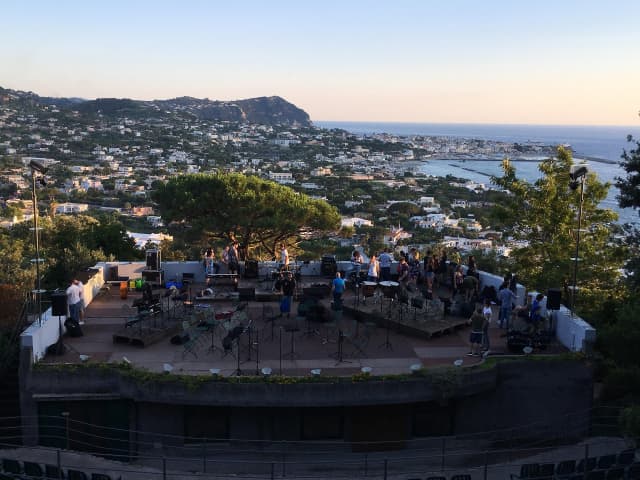 🔥OFERTĂ ISCHIA | 7 NOPȚI 🌴 Plecare din Cluj-Napoca ✈️ (AS)