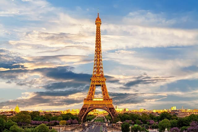🗼 City break la Paris – 3 nopți cu plecare din Cluj ✈️(AM)
