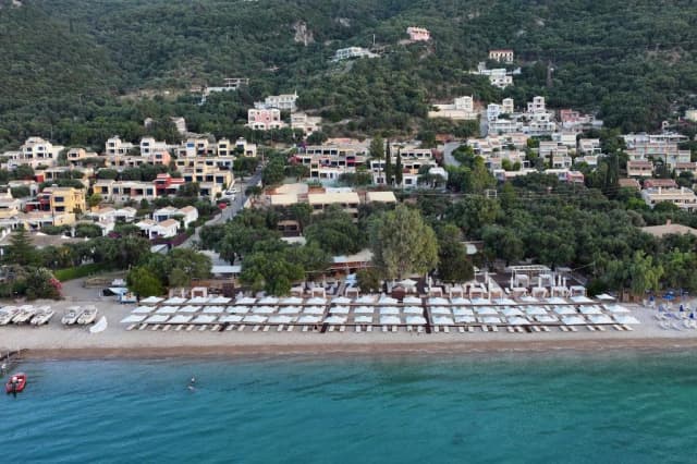 ULTIMELE LOCURI INSULA CORFU IONIAN CROWN  4**** ZBOR CHARTER DIN OTOPENI CU TAXE INCLUSE