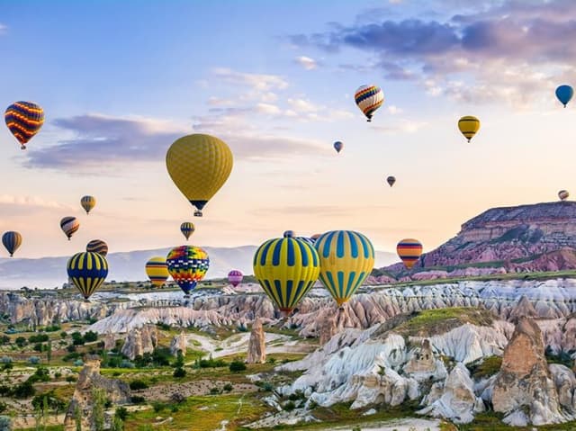 CAPPADOCIA SI ANTALYA, AVION DIN BUCURESTI, LA HOTEL DE 4, LA TARIFUL DE 198 EURO/PERSOANA, MIC DEJUN!