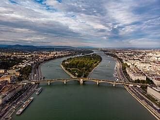 CIRCUIT BUDAPESTA, AUTOCAR DIN BUCURESTI SI ARDEAL, LA HOTEL DE 3*, LA TARIFUL DE 241 EURO/PERSOANA, MIC DEJUN!