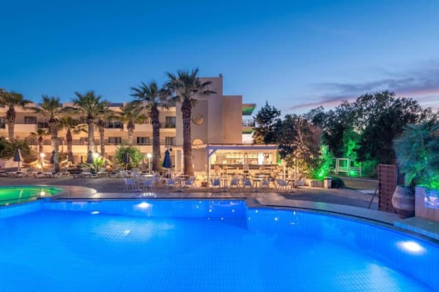 ULTRA LAST MINUTE INSULA CRETA 4**** ALL INCLUSIVE GOUVES BAY ZBOR CHARTER OTOPENI CU TAXE INCLUSE