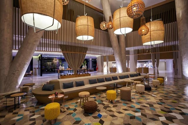 Sejur in Tunisia: 775 euro cazare 7 nopti cu All inclusive+ transport avion+ toate taxele