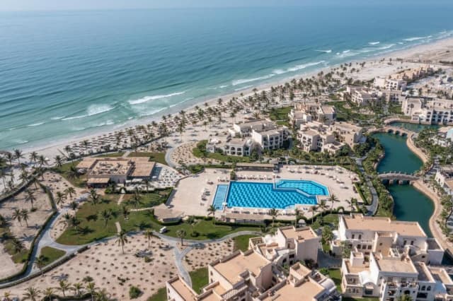 OMAN, AVION DIN BUCURESTI, LA HOTEL SALALAH ROTANA 5*, LA TARIFUL DE 1399 EURO/PERS, ALL INCLUSIVE!