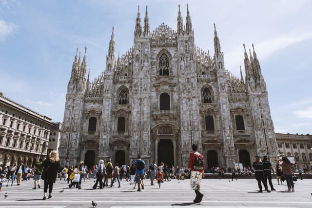 Oferta City Break Milano, cu plecare din Cluj-Napoca (AG)