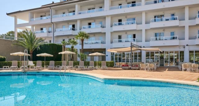 MALLORCA 759 EURO/PERS PLECARE DIN BUCURESTI 20.09 AVION INCLUS -Grupotel Alcudia Suite