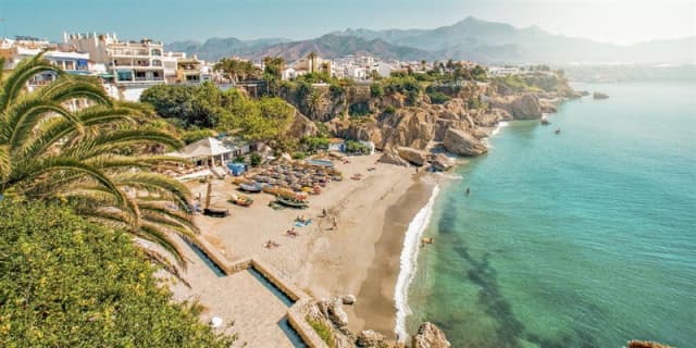 Petrece 4 nopti pe Costa de Sol de la 450 euro/pers, zbor din Bucuresti