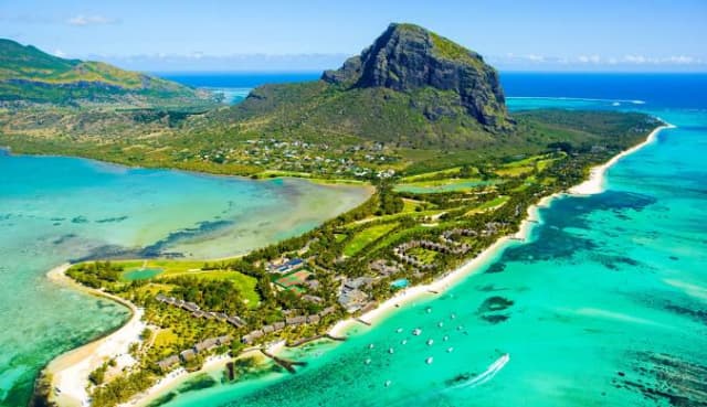 OFERTA IN PARADIS-MAURITIUS CU PLECARE DIN CLUJ NAPOCA (CC)