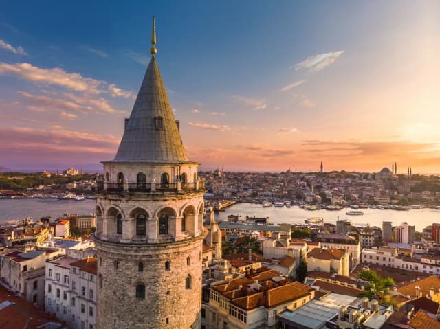 Ce zici de un city break toamna asta in Istanbul? zbor din Cluj Napoca🕌