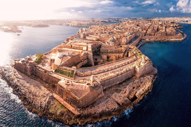 Petrece 3 nopti in Malta de la doar 299 euro/pers. Zbor low cost din Bucuresti!