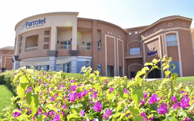 SHARM EL SHEIKH 575 EURO/PERS PLECARE DIN CLUJ 18.11 AVION INCLUS -Parrotel Lagoon Resort