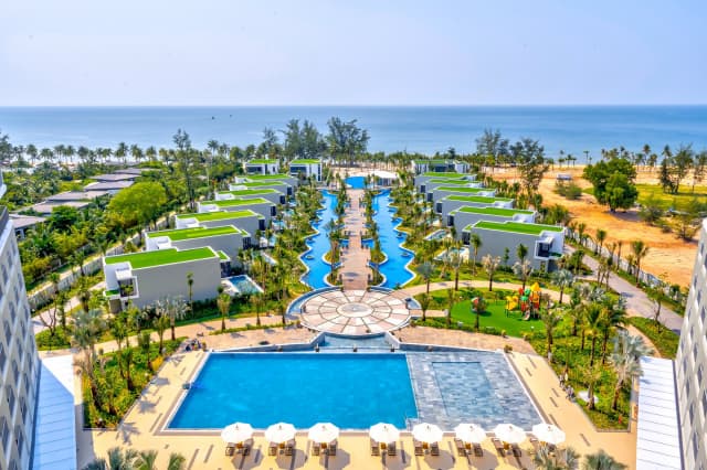 27.11 Avion Bucuresti, Vietnam, Best Western Premier Sonasea 1600 euro/ 7 nopti mic dejun, taxe aeroport si transfer incluse