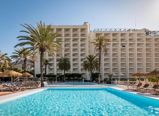 ULTRA LAST MINUTE SPANIA 7 NOPTI CAZARE 4****MOON DREAMS ZBOR DIN OTOPENI CU TAXE INCLUSE