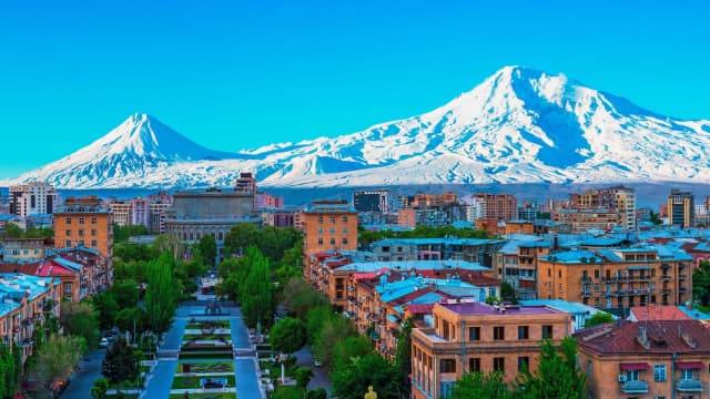 CITY BREAK DE 1 DECEMBRIE IN EREVAN, ARMENIA CU ZBOR DIRECT DIN BUCURESTI📍🗺️