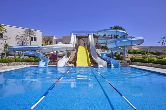 Revelion in Sharm el Sheikh: 1150 euro cazare 7 nopti cu All inclusive+ transport avion+ toate taxele