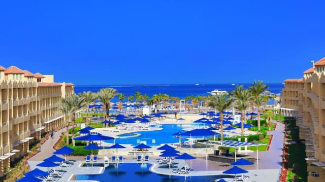 Sejur in Hurghada: 525 euro cazare 7 nopti cu All inclusive+ transport avion+ toate taxele