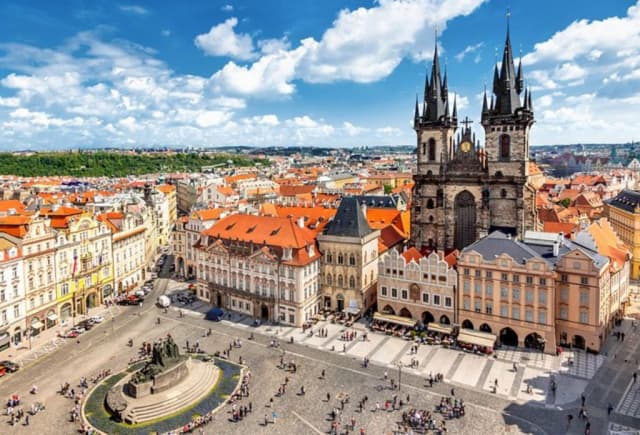 Craciun la Praga de la doar 699 euro/pers. Zbor din Bucuresti!-32