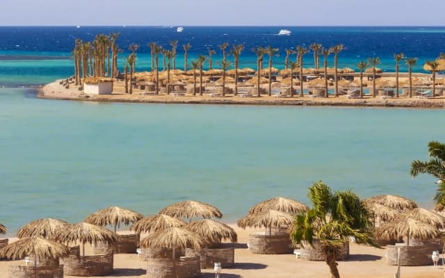 LAST MINUTE MERAKI RESORT ADULTS ONLY5*HURGADA 28 OCTOMBRIE 1062 EURO/PERSOANA