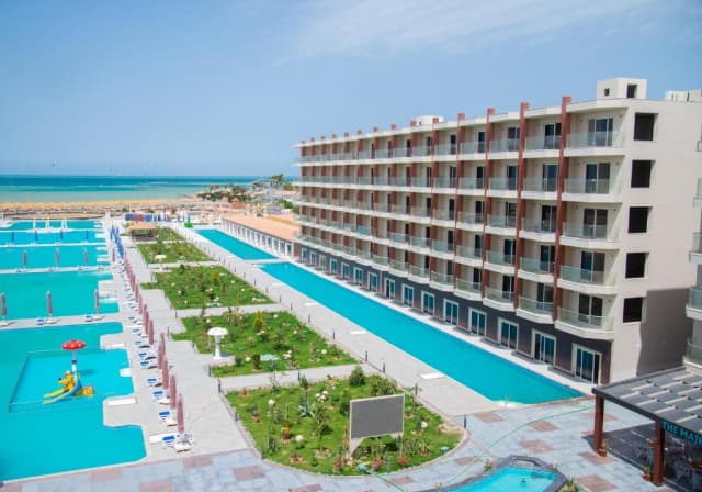 Sejur in Hurghada: 625 euro cazare 7 nopti cu Ultra All inclusive+ transport avion+ toate taxele