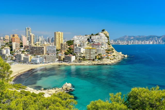 Sejur de 7 nopti in Benidorm la doar 498 euro,avion din Bucuresti!!!GRAN BALI 4* demipensiune