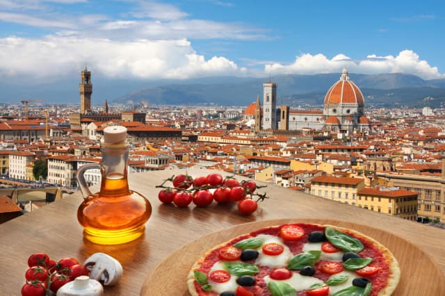 City break de weekend la Florenza de la 235 euro/pers, zbor low cost din Bucuresti
