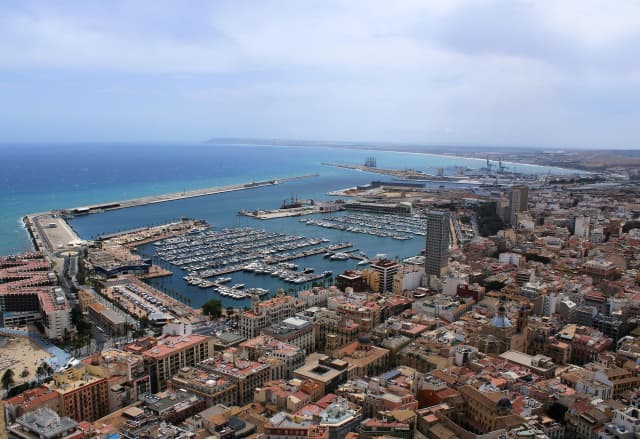 ☀️ City Break Alicante cu plecare din Cluj