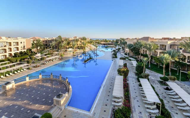 HURGHADA 639 EURO / PERS PLECARE DIN BUCURESTI, AVION INCLUS 09.12 -JAZ AQUAMARINE