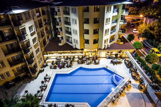 20.08 avion Bucuresti, Turcia - Antalya Alanya, Hotel Kleopatra Royal Palm 783 EURO, 7 nopti, All inclusive