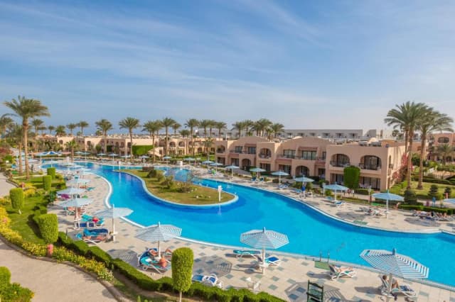 13.09 avion Bucuresti, Egipt - Hurghada Hurghada City, Ali Baba Palace Resort 861 EURO, 7 nopti, All inclusive