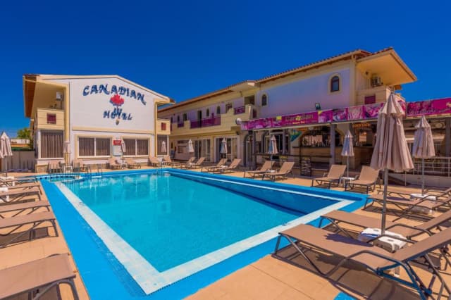 10.09 avion Bucuresti, Grecia - Zakynthos Laganas, Canadian Hotel 498 EURO, 7 nopti, Fara masa