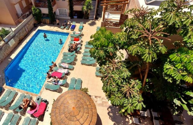 14.09 avion Bucuresti, Grecia - Creta - Heraklion Malia, Hotel 24 Seven Boutique 381 EURO, 7 nopti, Mic dejun inclus