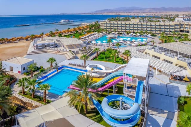 01.11 avion Bucuresti, Egipt - Hurghada Safaga, Hotel Seven Seas Jolie Bay 743 EURO, 7 nopti, Ultra all inclusive