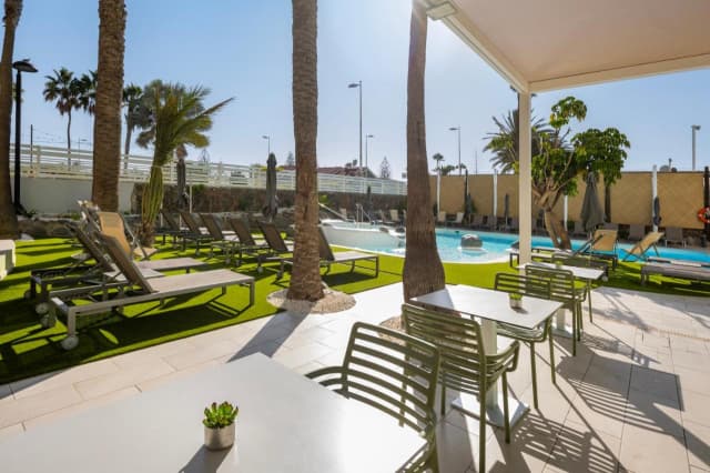 ULTRA LAST MINUTE INSULELE CANARE 4**** ANAMAR DEMIPENSIUNE ZBOR DIRECT DIN OTOPENI CU TAXE INCLUSE