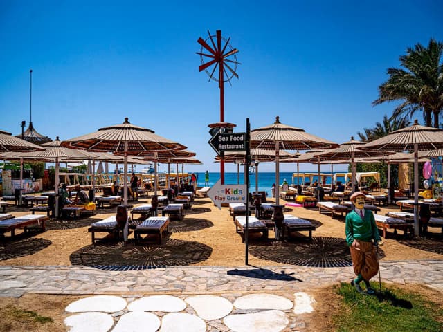 ULTIMELE LOCURI EGIPT 4**** ALL INCLUSIVE ELYSEES 7 NOPTI ZBOR CHARTER CU TAXE INCLUSE