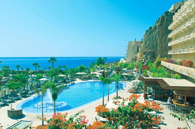 ULTRA LAST MINUTE IN INSULELE CANARE 4**** ALL INCLUSIVE LIVVO VALE TAURITO ZBOR DIRECT DIN OTOPENI CU TAXE INCLUSE