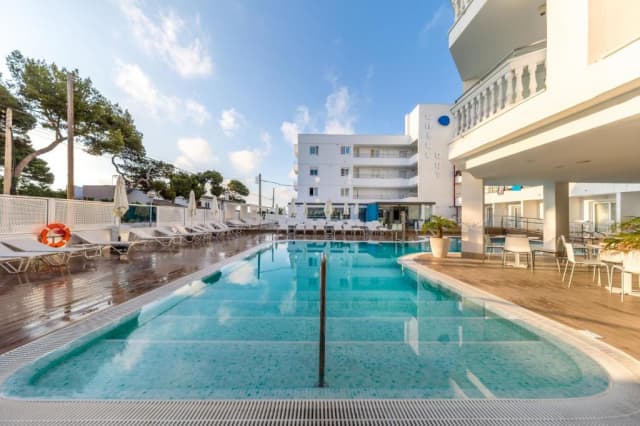 ULTRA LAST MINUTE PALMA DE MALLORCA 4**** TRITON BEACH ZBOR OTOPENI/ CLUJ NAPOCA CU TAXE INCLUSE