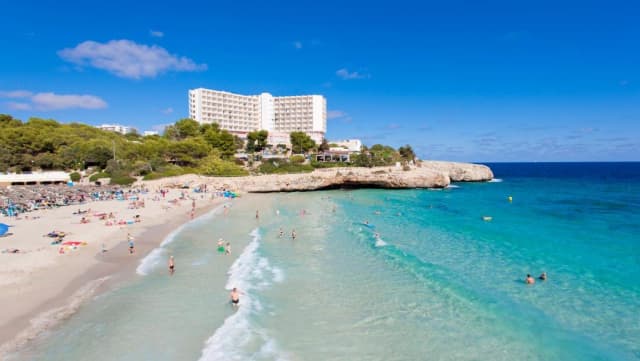 ULTRA LAST MINUTE PLAJA MALLORCA 4**** ALL INCLUSIVE GLOBALES AMERICA ZBOR CRAIOVA/ OTOPENI CU TAXE INCLUSE