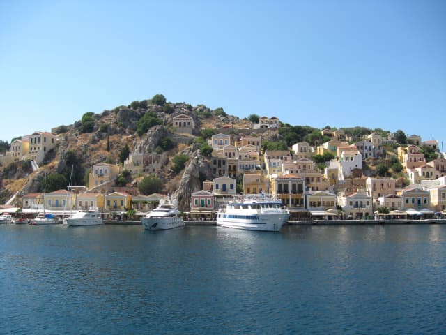 06.09 Zbor Bucuresti, Grecia - Rhodos Faliraki, Grecian Fantasia Resort 499 EURO, 7 nopti, Demipensiune inclusa