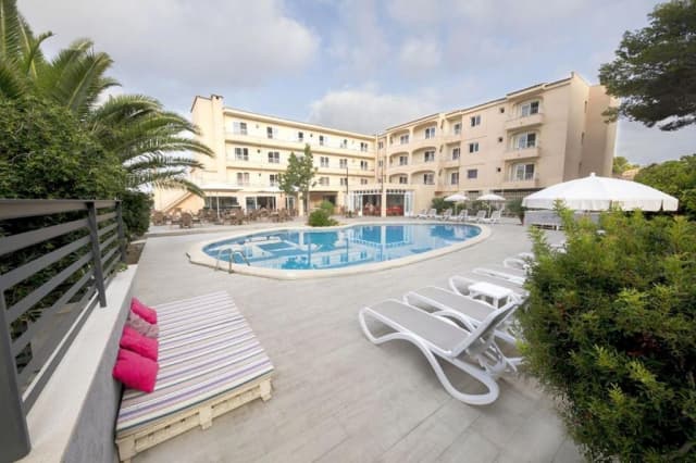ULTRA LAST MINUTE PALMA MALLORCA LLITERAS ZBOR DIRECT DIN OTOPENI CU TAXE INCLUSE
